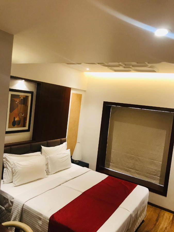 Hotel Mbc Citadel นาสิก ภายนอก รูปภาพ
